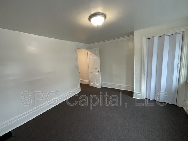 Building Photo - 118 S Harrison Ave