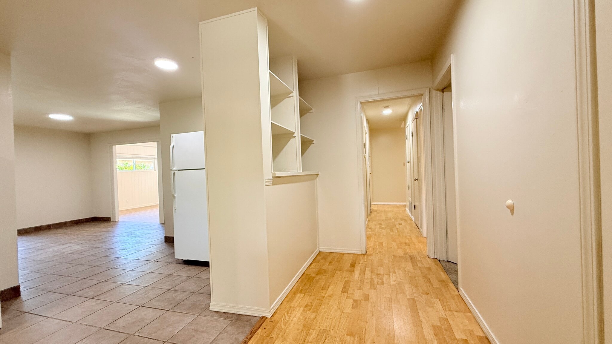 Building Photo - 550 Highland Dr