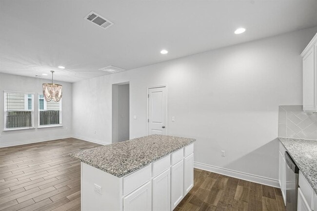 Building Photo - 10213 Forest Grove Dr