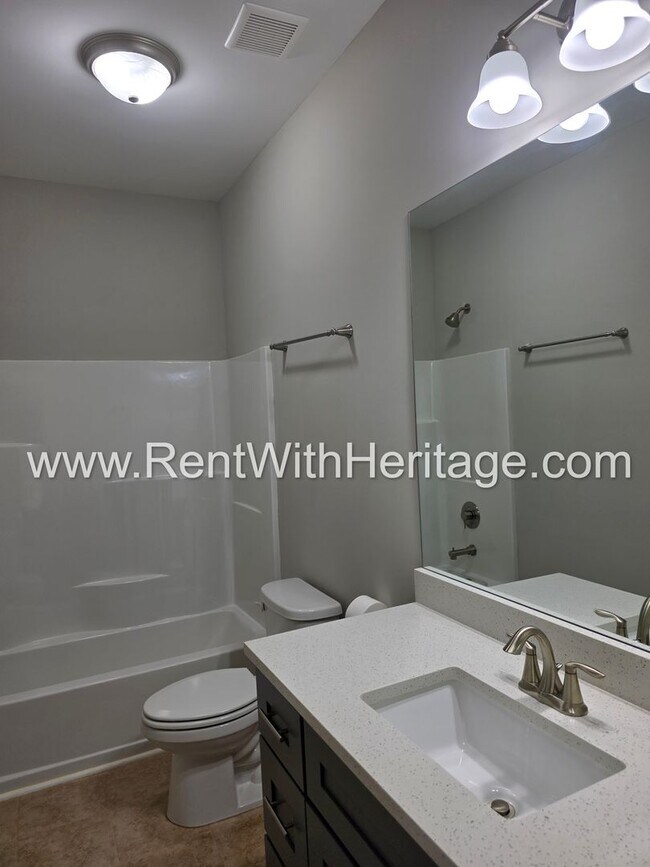 Building Photo - Stunning New 4bd/ 2.5ba / Immaculate / Attention to Detail/ Great Location