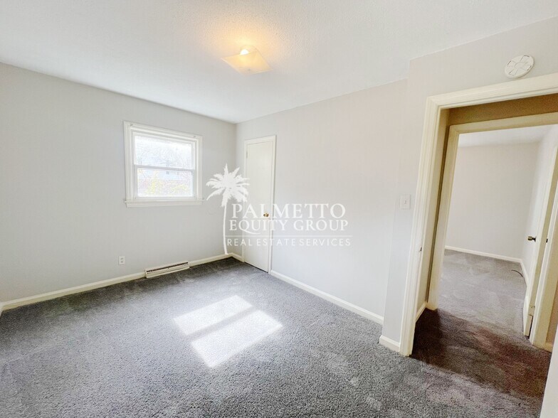 Building Photo - 1583 Lovett St