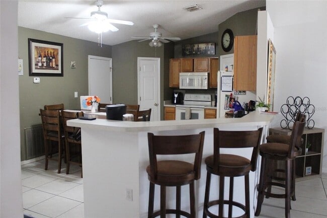 Building Photo - 50989 U S 27 Unit