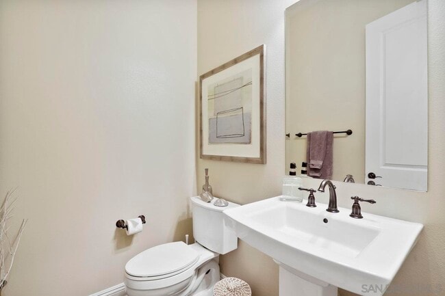 Building Photo - 15717 Montbury Pl