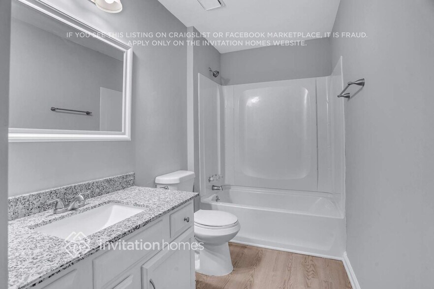 Building Photo - 4201 Keheley Lake Dr