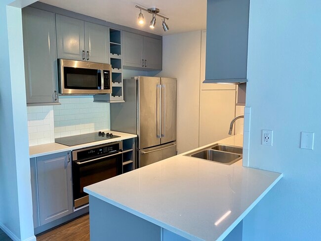 Building Photo - 7740 Redlands St