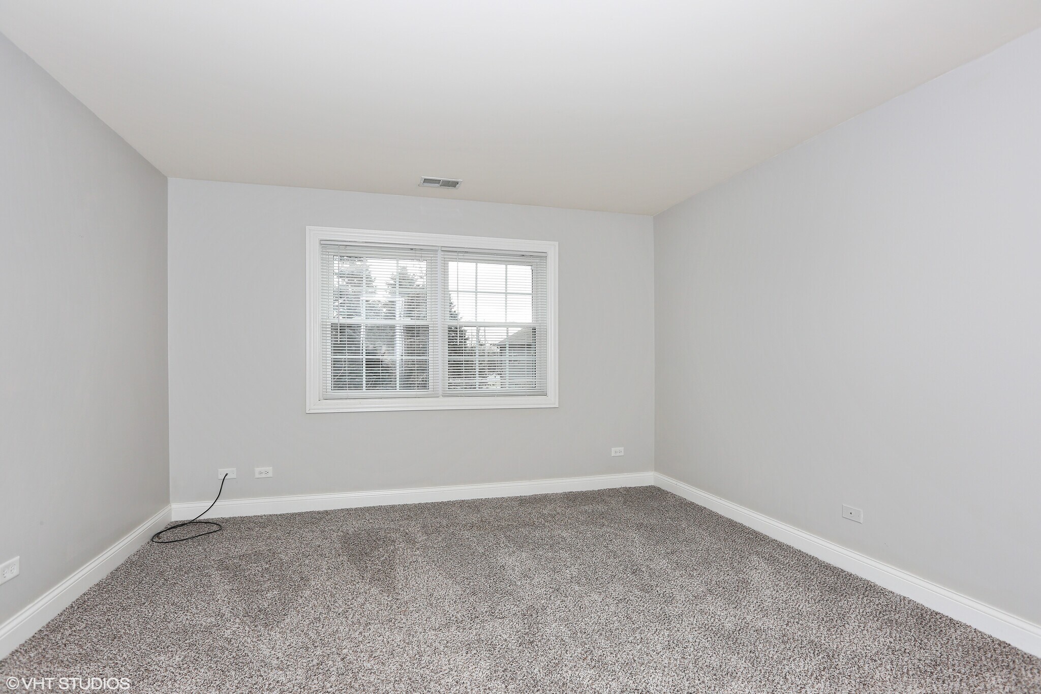 master bedroom - 15 FOXCROFT Rd