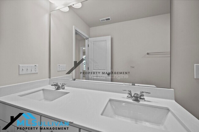 Building Photo - 1100 Crossvine Trl