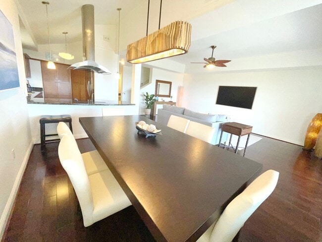 Building Photo - KAI MALU IN WAILEA, LUXURY 3bed/2.5bath Townhome with Wonderful Ocean Views, exquisitely Furnishe...
