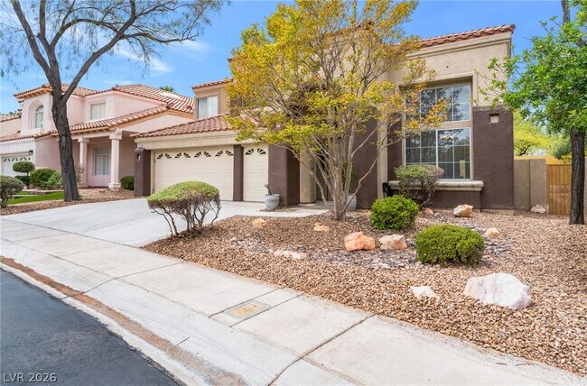 Building Photo - 1733 Tesara Vista Pl
