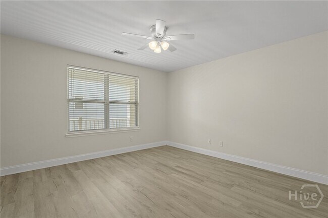 Building Photo - 243 Clearwater Cir