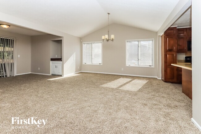 Building Photo - 1548 Stoneleigh Way