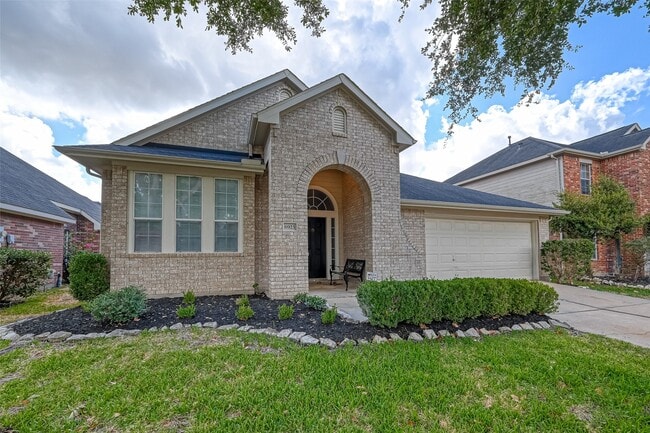 Building Photo - 6923 Grants Hollow Ln