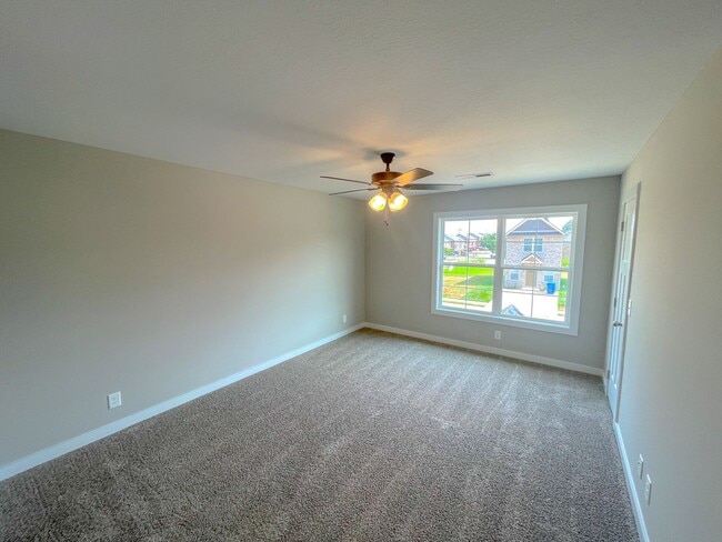 Building Photo - Brand New Home