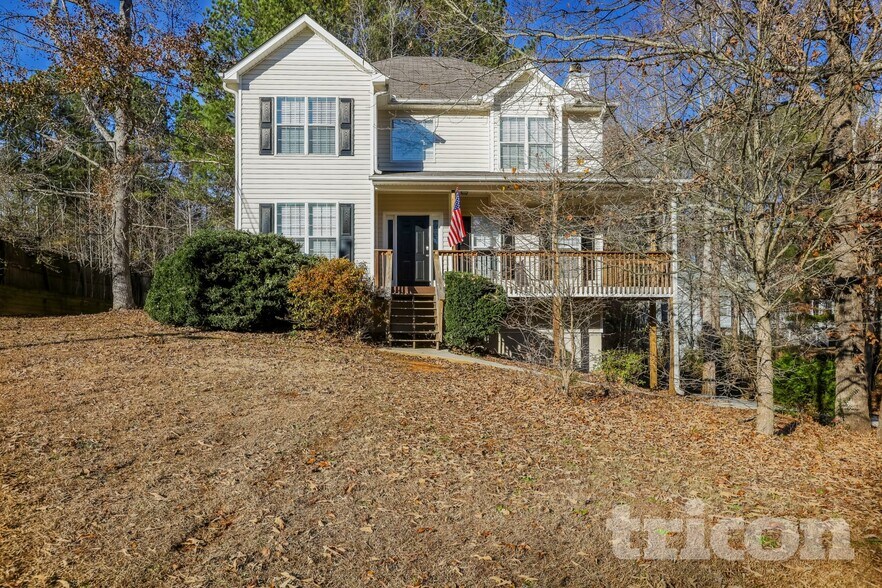 Building Photo - 214 Amber Trce