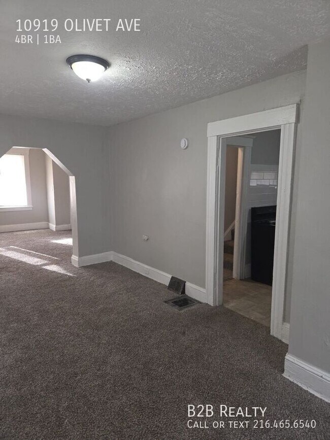 Building Photo - 10919 Olivet Ave