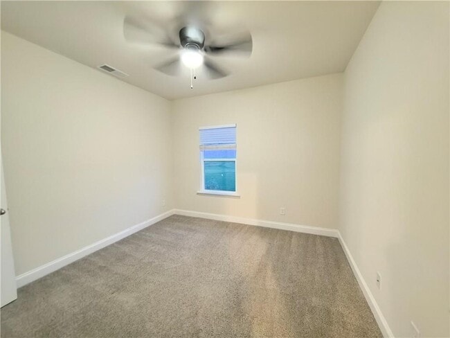 Building Photo - 757 Laurel Cove