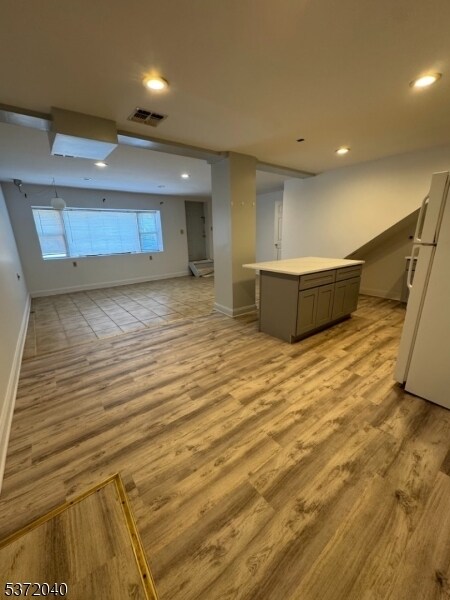 Building Photo - 111 S Orange Ave