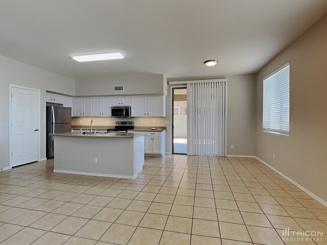 Building Photo - 44091 W Palo Teca Rd