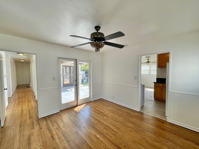 Building Photo - Charming West LA Home!