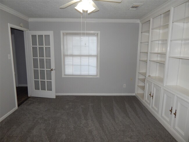 Building Photo - 22430 S Rebecca Burwell Ln