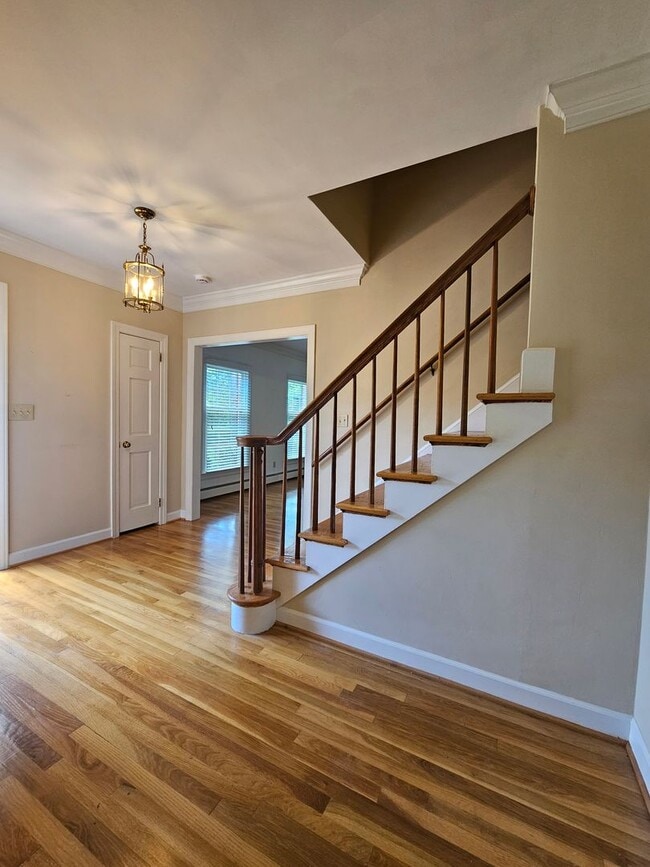 Building Photo - WITCH DUCK POINT