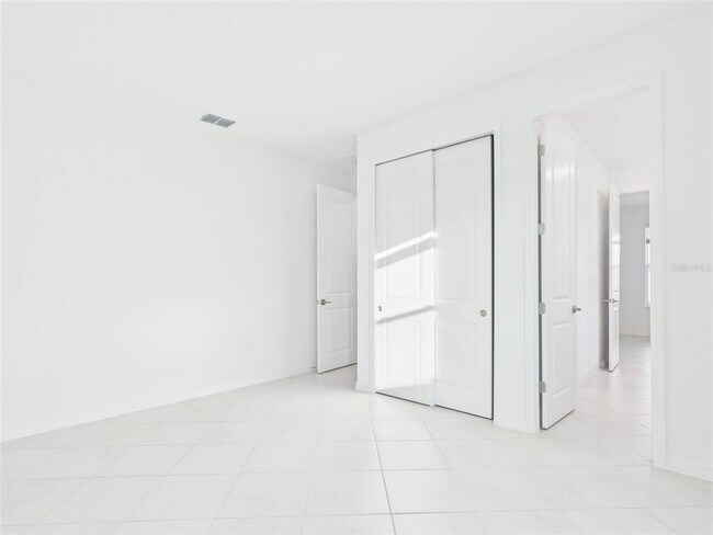 Building Photo - 7216 SW 58th Pl