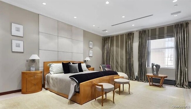 Building Photo - 500 Greenwich St