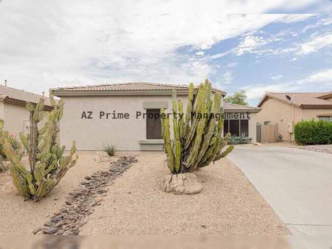 Building Photo - 7111 S 21st Dr