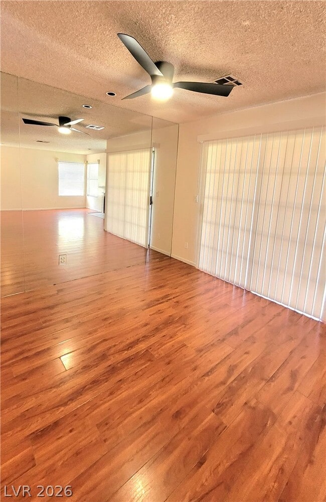 Building Photo - 9516 Wooden Pier Way