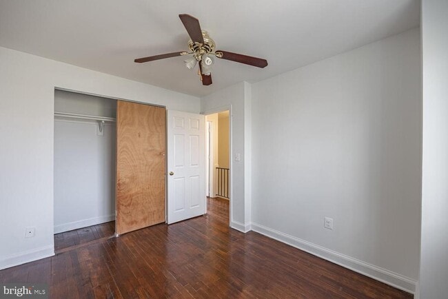 Building Photo - 156 Wesmond Dr