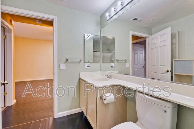 Building Photo - 2255 Showers Dr