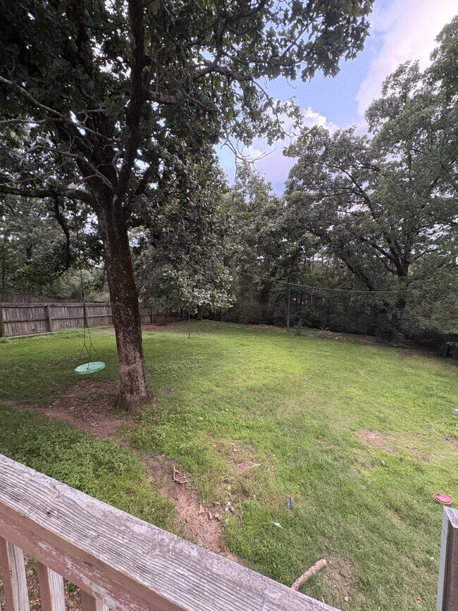 Building Photo - 11701 Southridge Dr