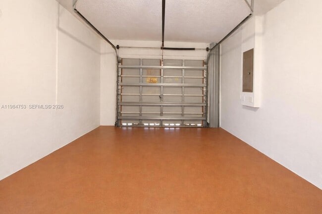 Building Photo - 1918 Andromeda Ln