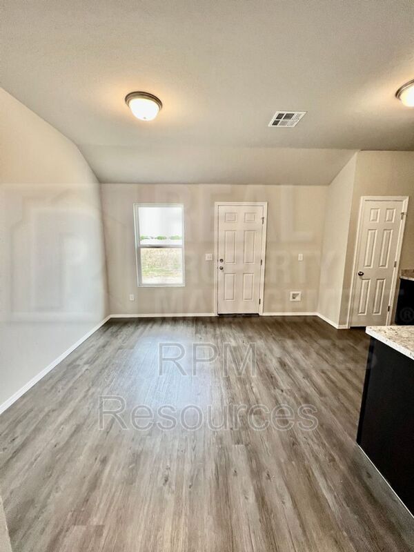 Building Photo - 10429 NW 19th St