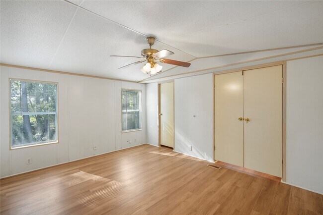 Building Photo - 71 Rd 5221
