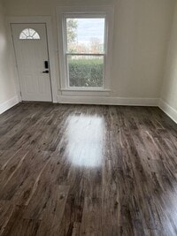 Building Photo - 131 W 13th St