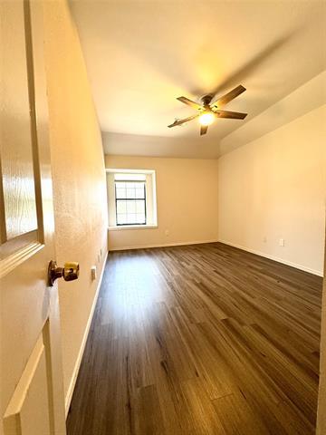 Building Photo - 811 Fairlawn St