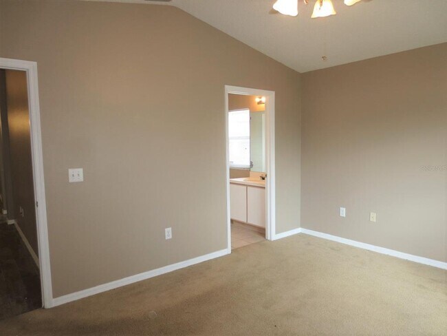 Building Photo - 3106 Pine Top Dr
