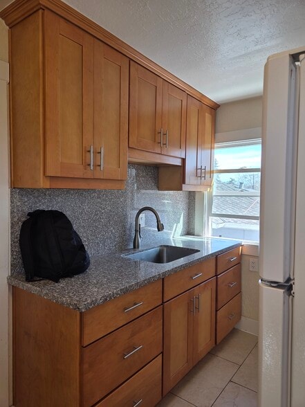 Building Photo - 139 S 22nd St