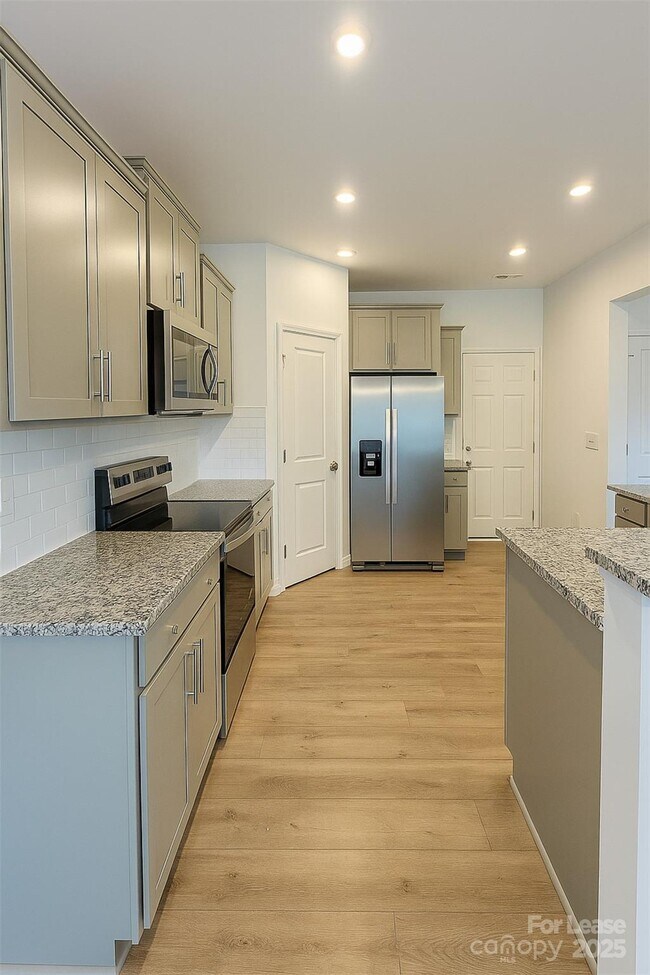 Building Photo - 17014 Patron Dr