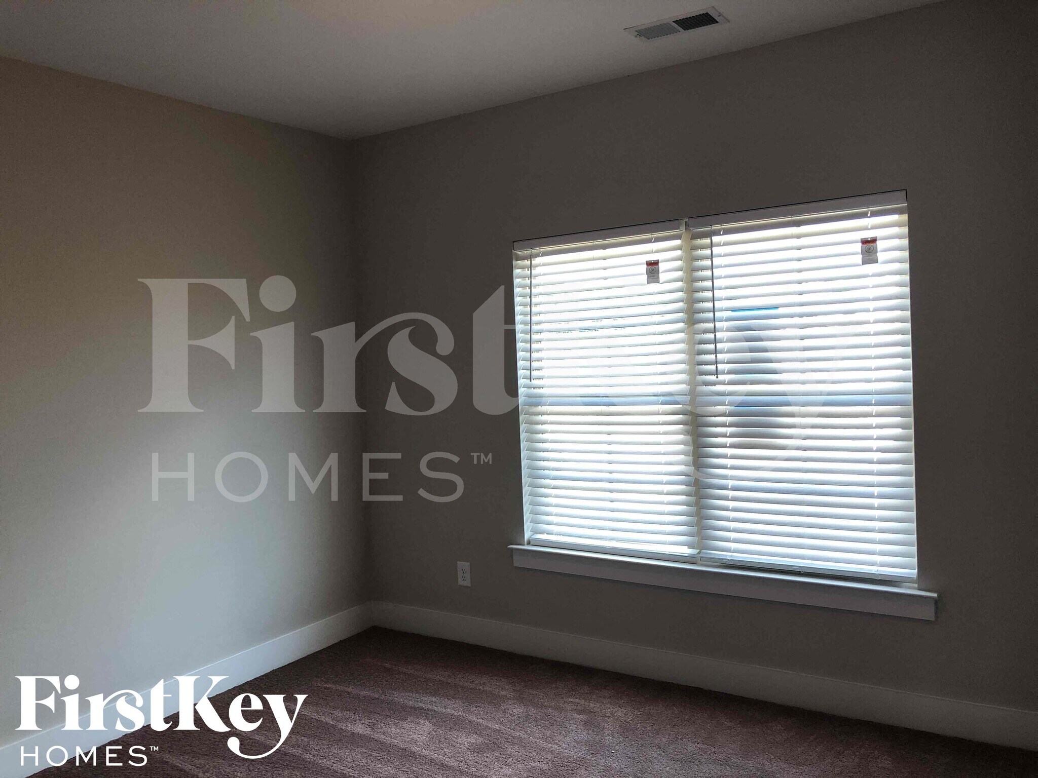 Building Photo - 269 Union Station Dr