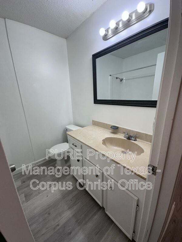 Building Photo - 4029 Brownwood Cir