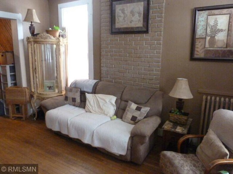 Building Photo - 204 Carroll St