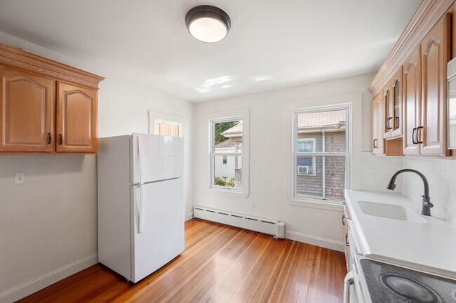 Building Photo - 62-64 Flett Rd