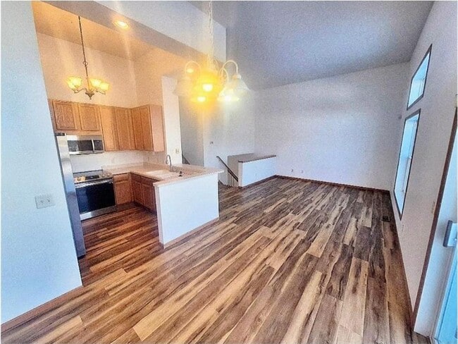 Building Photo - 6406-6157 157th St W