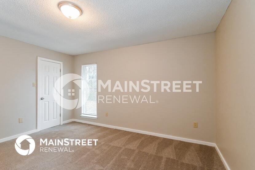 Building Photo - 6571 Kristen Dr