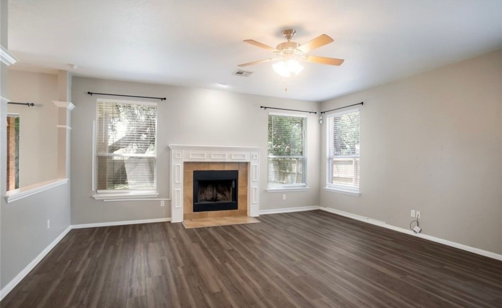 Building Photo - 308 Ponderosa Dr