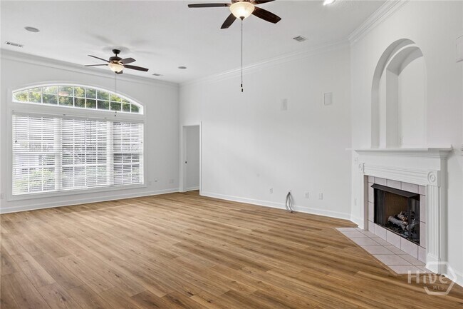 Building Photo - 32 Weatherby Cir