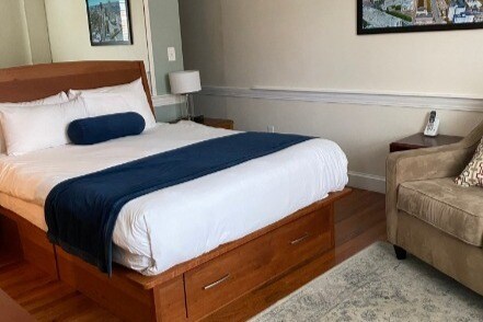 Building Photo - 41 Saint Stephen St