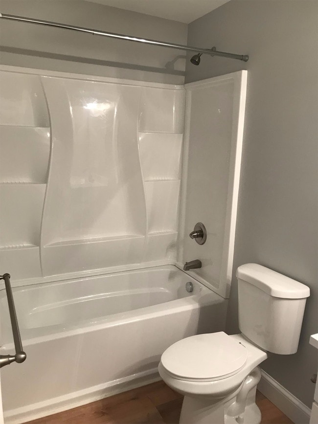 Building Photo - 2405 Rosa RoadRidge Manor Ct